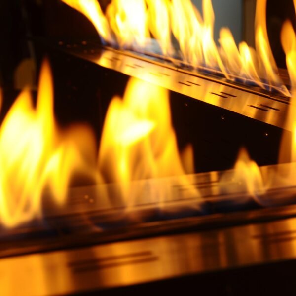 Glammfire Fire Line EVOPlus Automatic Ethanol Fireplace Insert With Remote Control 30" - 108" - 图片 3